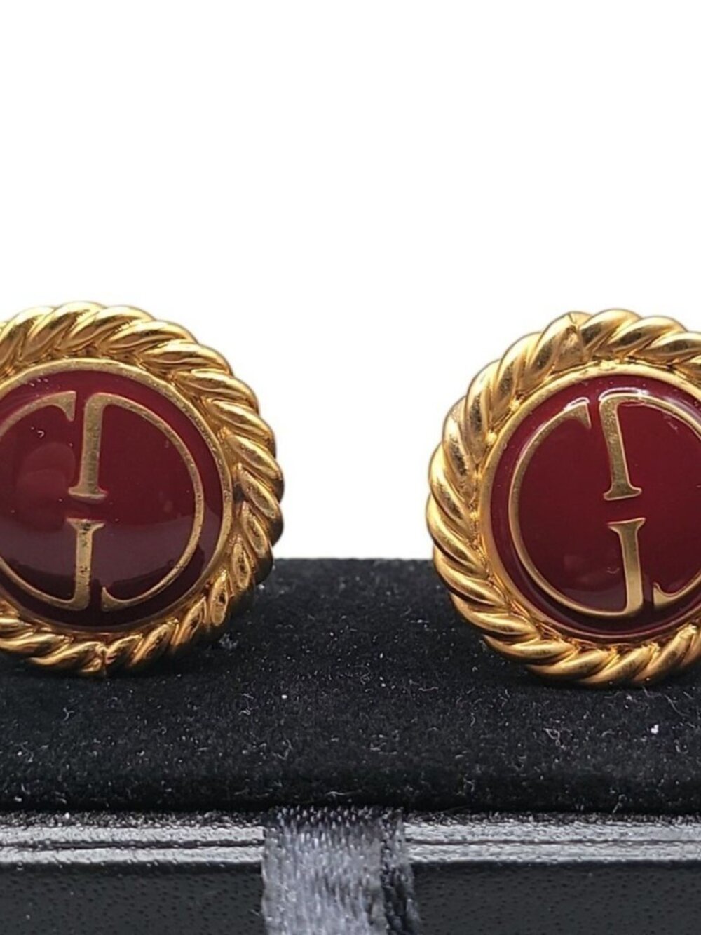 Vintage Gucci 1992 Red Enamel GG Logo Blazer Buttons Gold Plated Set of 2 Italy - Picture 2 of 15